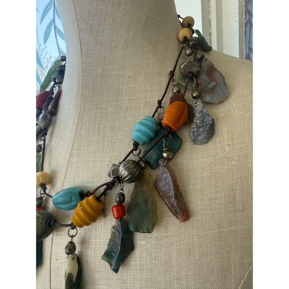 Vintage 80s Double Strand Necklace Carved Agate Trade Beads Boho - Picture 7 of 16